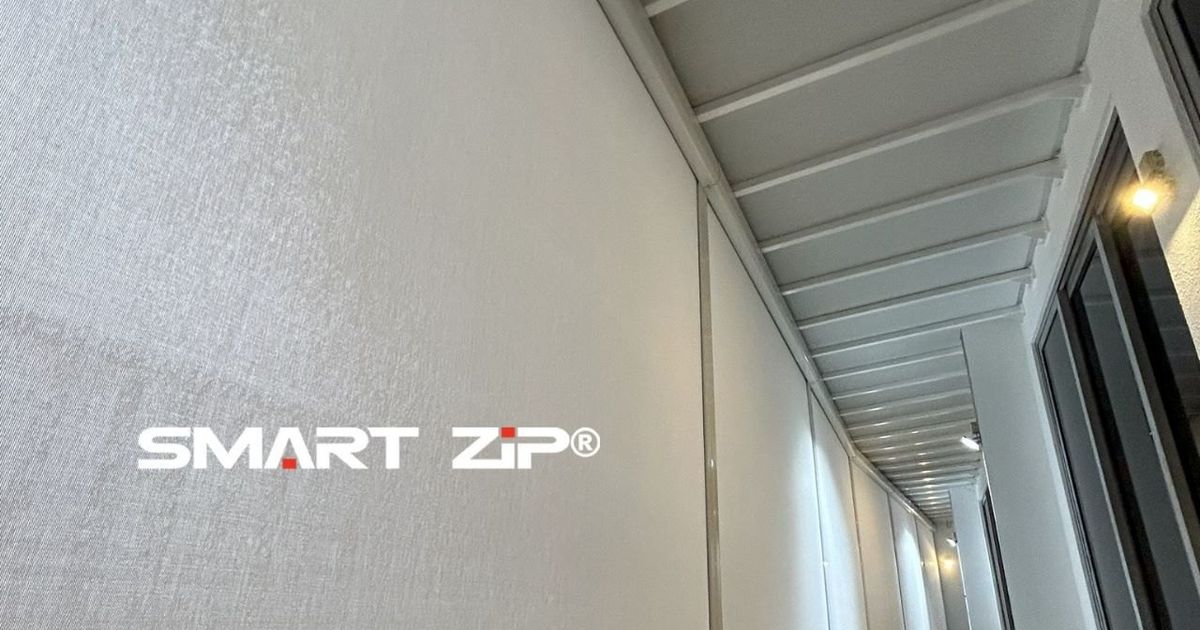 Roof Awning: Decide Between Fixed Cover and Adjustable Shade