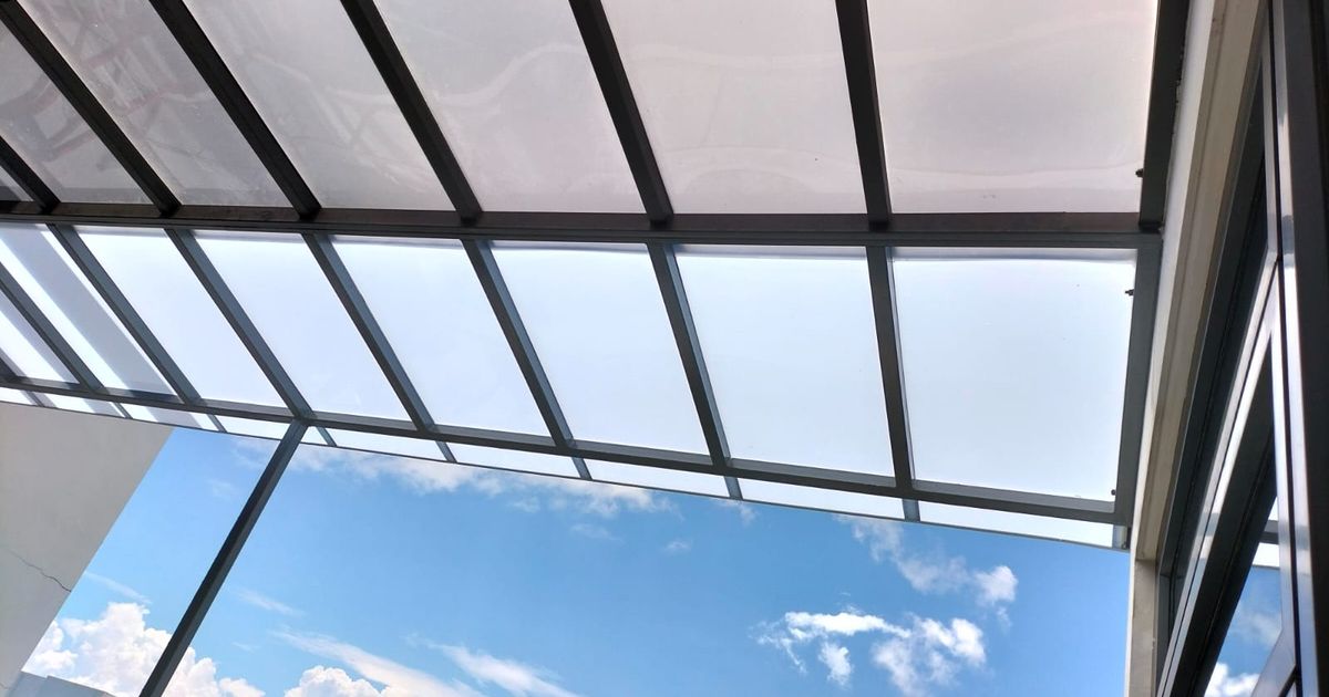 Roof Shelter Singapore: Choosing Materials for Outdoor Protection