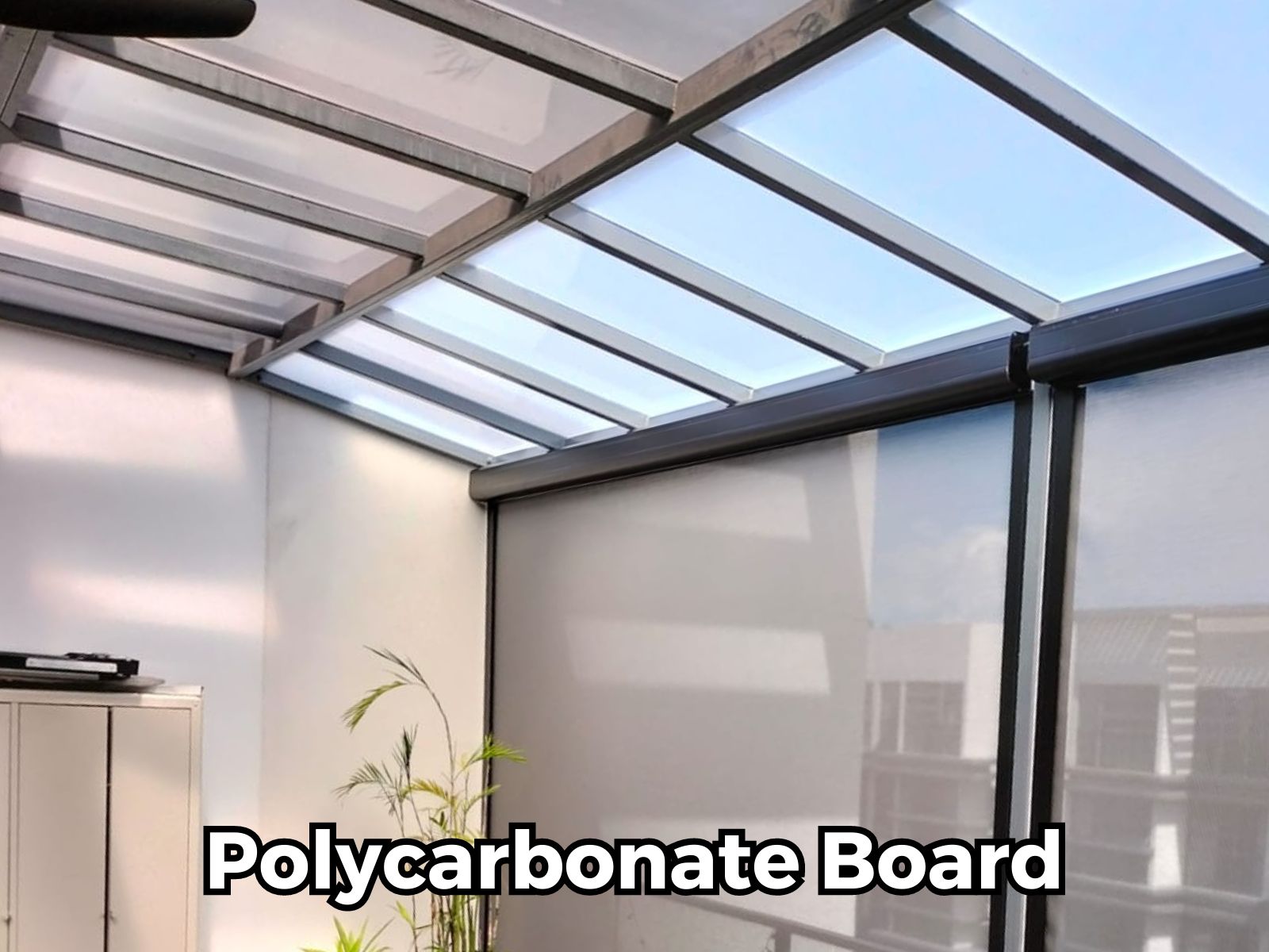 Polycarbonate roof shelter allowing daylight into a covered balcony